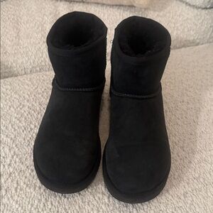 UGG Classic Mini Black Suede Winter Boots